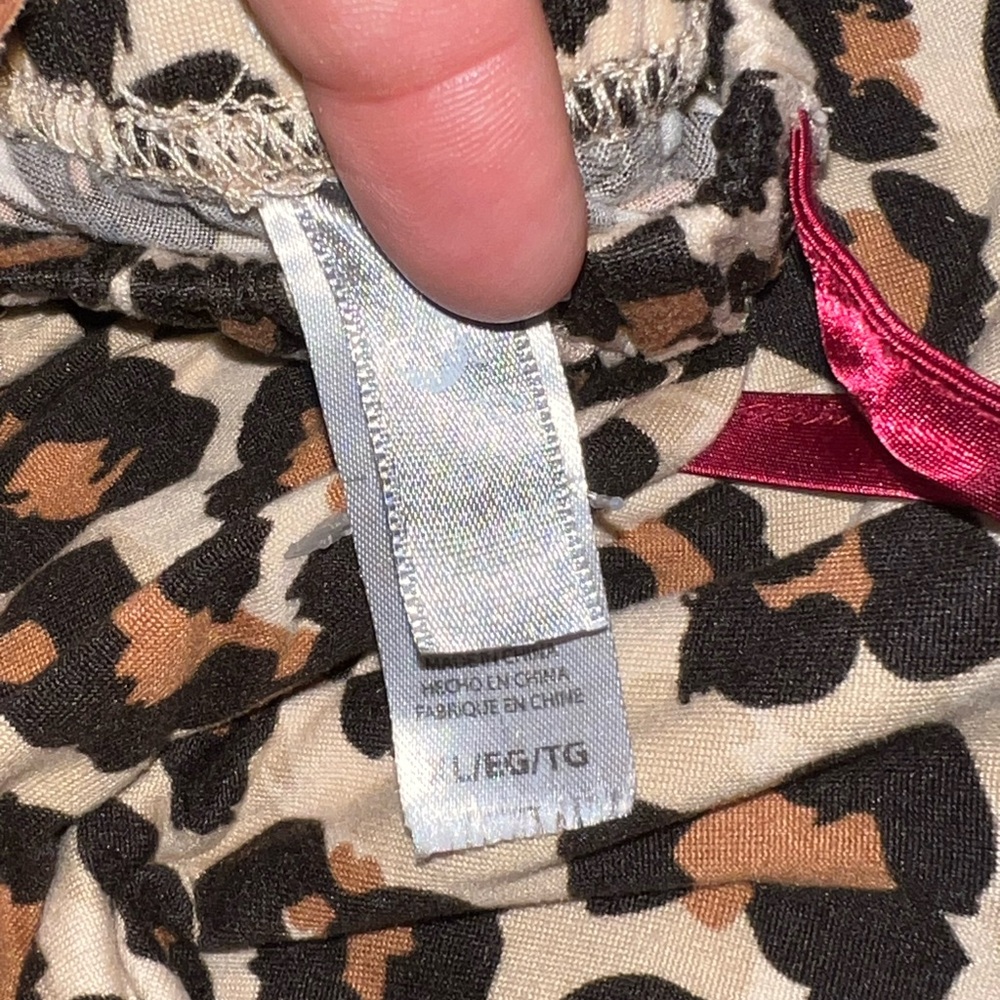 Leopard Pajama set - Picture 6 of 6